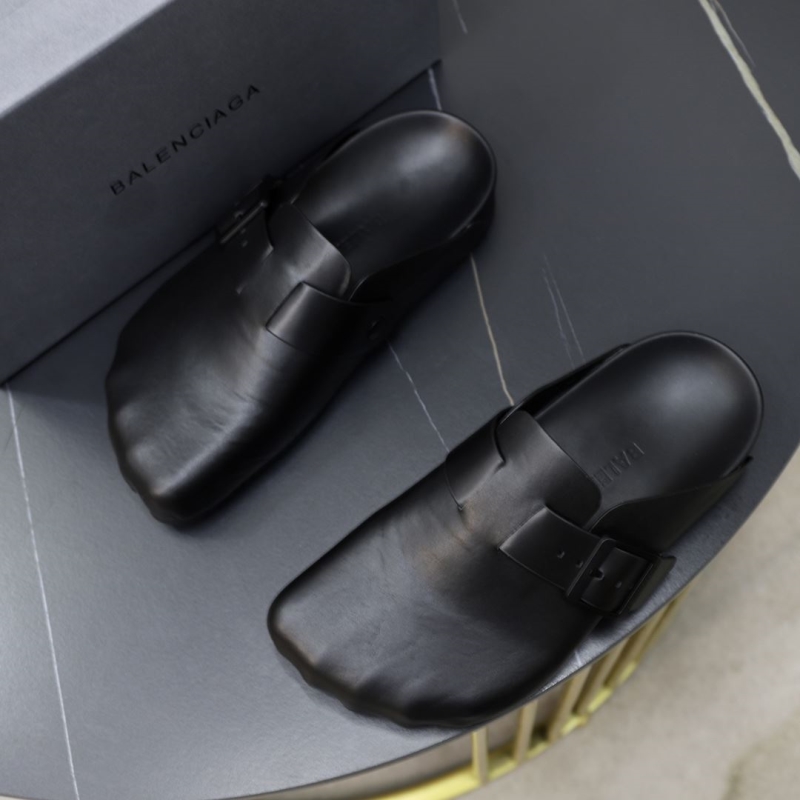 Balenciaga Slippers